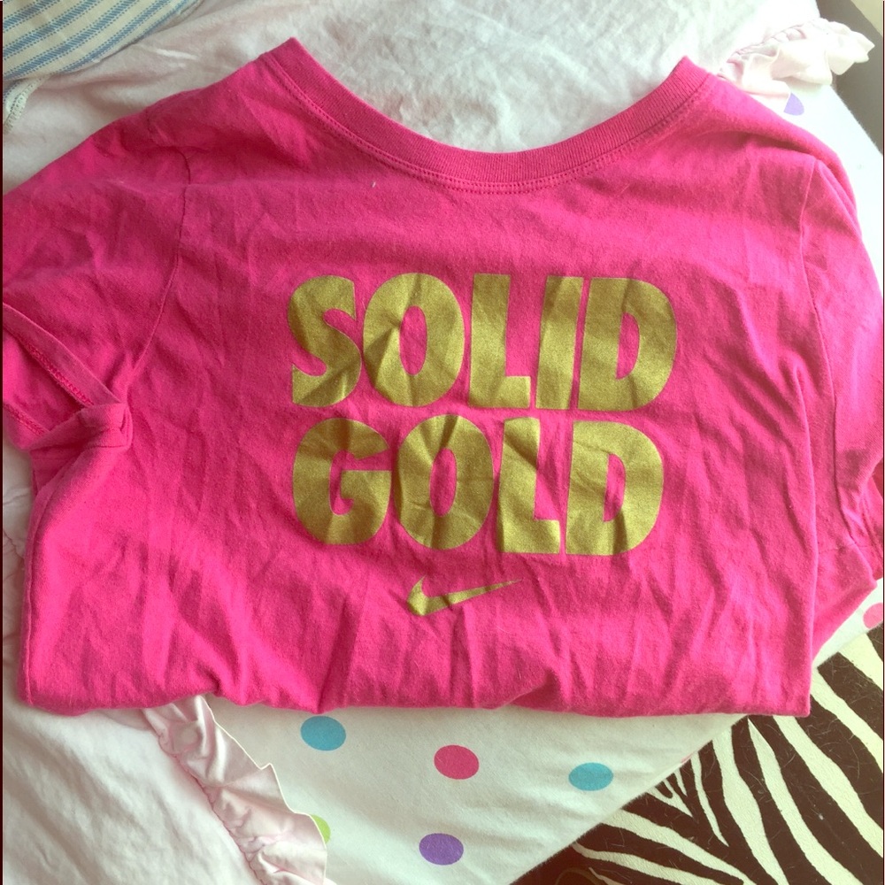 Girls NIKE T SHIRT